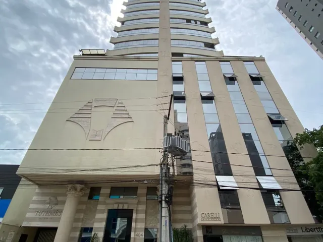 Apartamento com 181m² 3 quartos e 3 banheiros, à venda, no bairro Centro em Balneário Camboriú