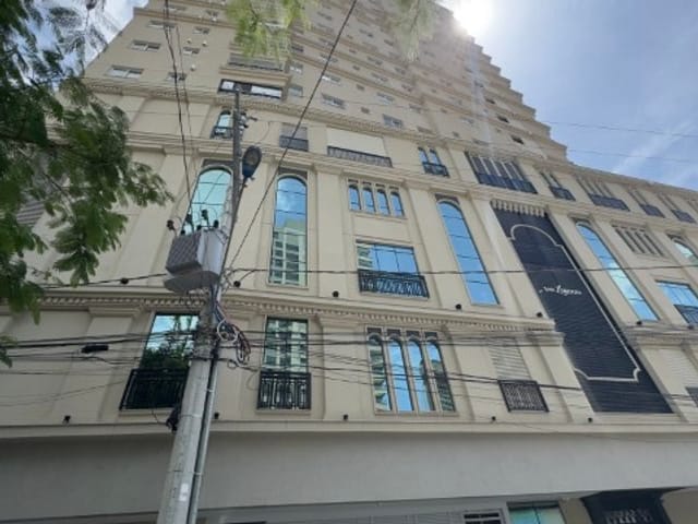 Apartamento com 130m² 3 quartos e 4 banheiros, à venda, no bairro Centro em Itapema