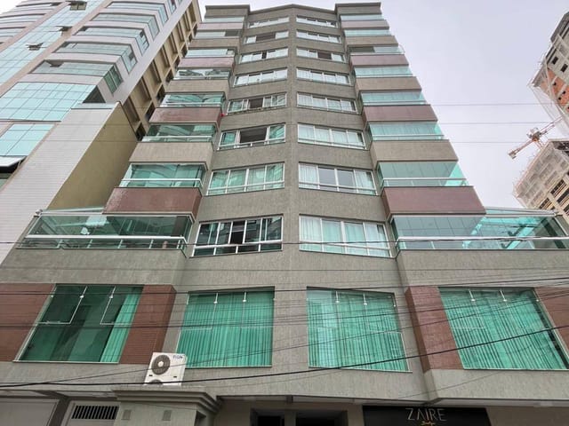 Apartamento com 265m² 3 quartos e 4 banheiros, para alugar, no bairro Meia Praia em Itapema