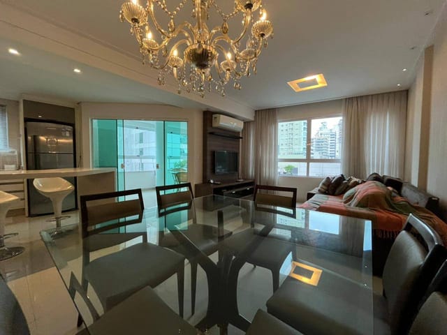 Apartamento com 265m² 3 quartos e 4 banheiros, para alugar, no bairro Meia Praia em Itapema