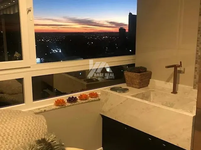 Apartamento com 140m² 3 quartos e 4 banheiros, à venda, no bairro Trianon em Guarapuava
