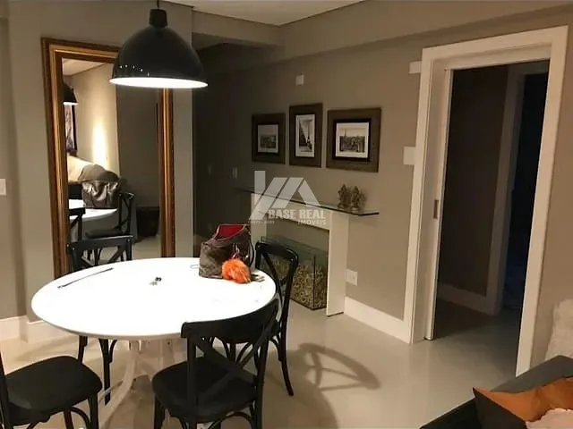 Apartamento com 140m² 3 quartos e 4 banheiros, à venda, no bairro Trianon em Guarapuava
