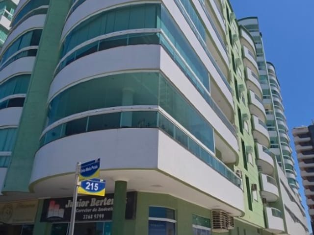 Apartamento com 152m² 3 quartos e 2 banheiros, à venda, no bairro Meia Praia em Itapema