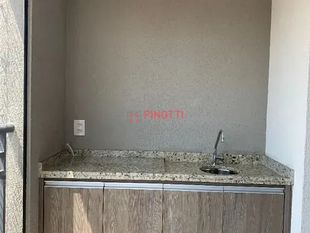Apartamento 3 quartos e 2 banheiros, para alugar, no bairro Vila Scarpelli em Santo André