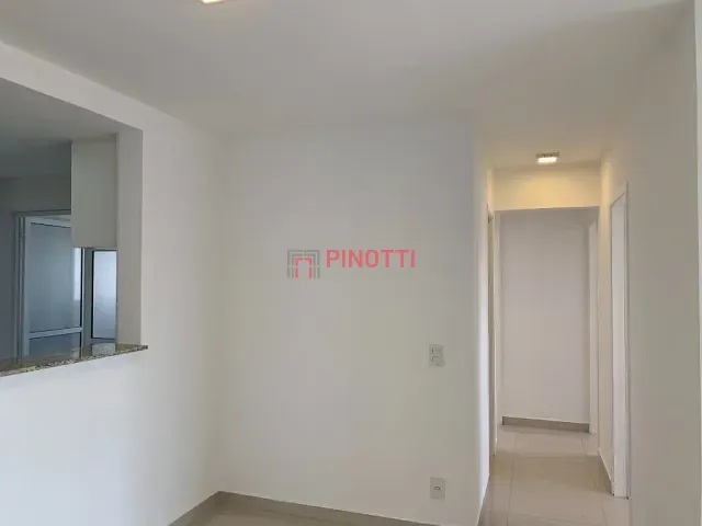 Apartamento 3 quartos e 2 banheiros, para alugar, no bairro Vila Scarpelli em Santo André