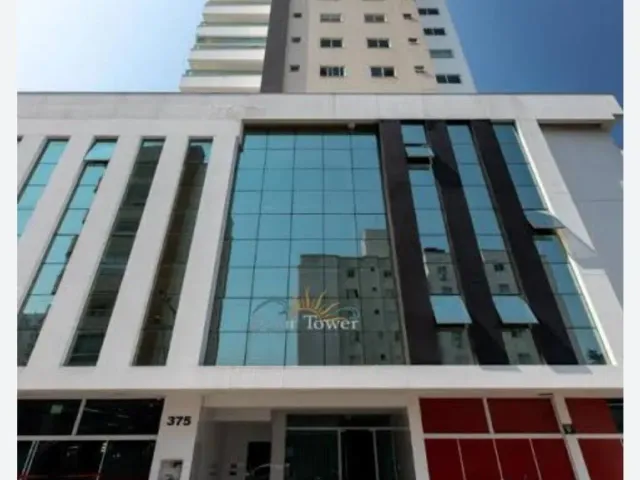 Apartamento com 175m² 4 quartos e 5 banheiros, à venda, no bairro Meia Praia em Itapema