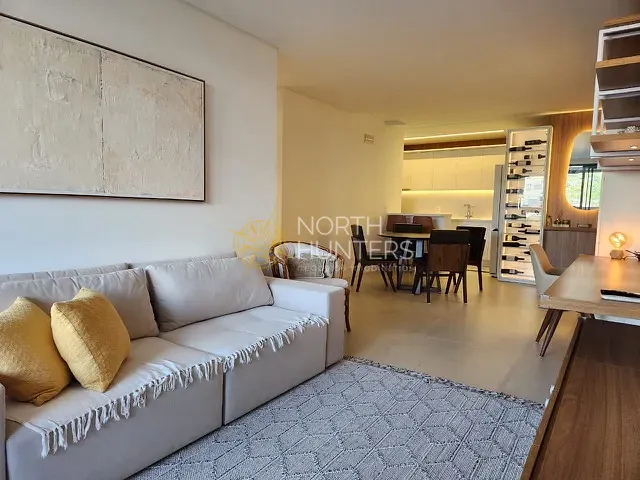 Apartamento 2 quartos e 3 banheiros, à venda, no bairro Jurerê em Florianópolis