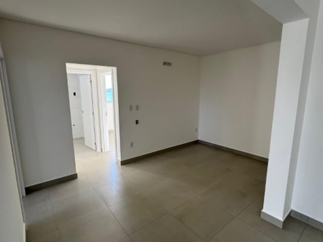 Apartamento com 70m² 3 quartos e 1 banheiro, à venda, no bairro Tabuleiro dos Oliveiras em Itapema