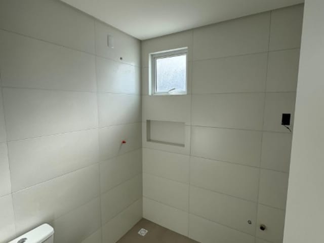 Apartamento com 70m² 3 quartos e 1 banheiro, à venda, no bairro Tabuleiro dos Oliveiras em Itapema