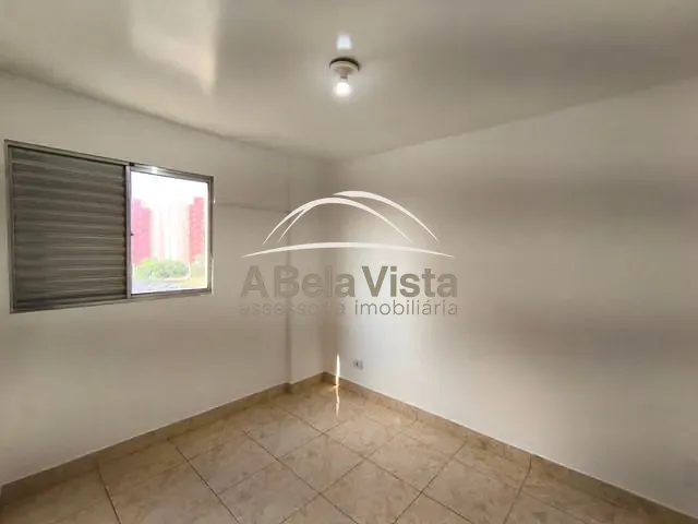 Apartamento 2 quartos e 1 banheiro, para alugar, no bairro Bandeiras em Osasco