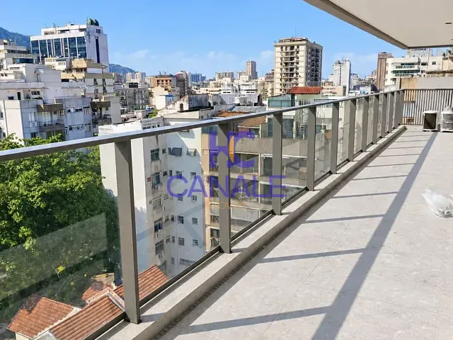 Apartamento com 117m² 3 quartos e 2 banheiros, à venda, no bairro Humaitá em Rio de Janeiro