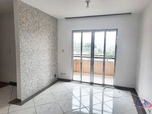 Apartamento 2 quartos e 1 banheiro, à venda, no bairro Boa Vista em Curitiba