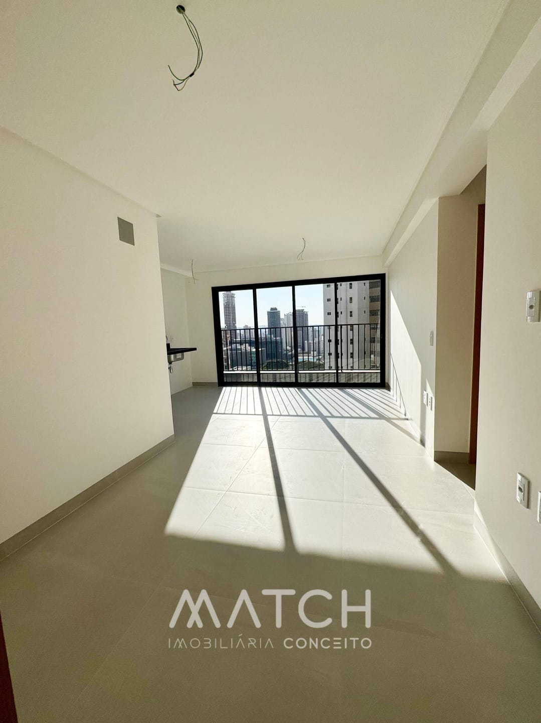 Apartamento à venda, 2 quartos e 66m² sendo 1 suíte + Escaninho no Setor Bueno - Nest 23