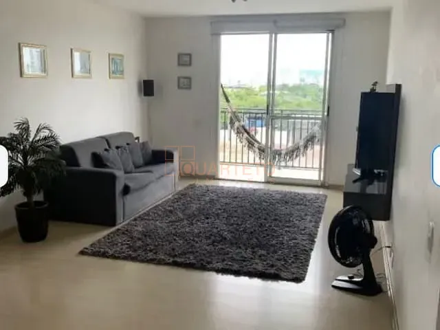 Apartamento 3 quartos e 2 banheiros, para alugar, no bairro Água Branca em São Paulo