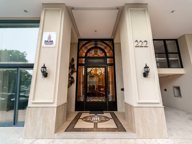 Apartamento com 120m² 3 quartos e 4 banheiros, à venda, no bairro Centro em Balneário Camboriú