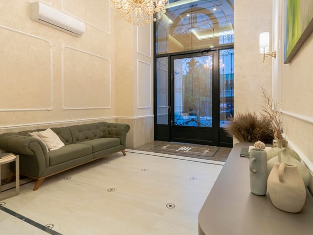 Apartamento com 120m² 3 quartos e 4 banheiros, à venda, no bairro Centro em Balneário Camboriú