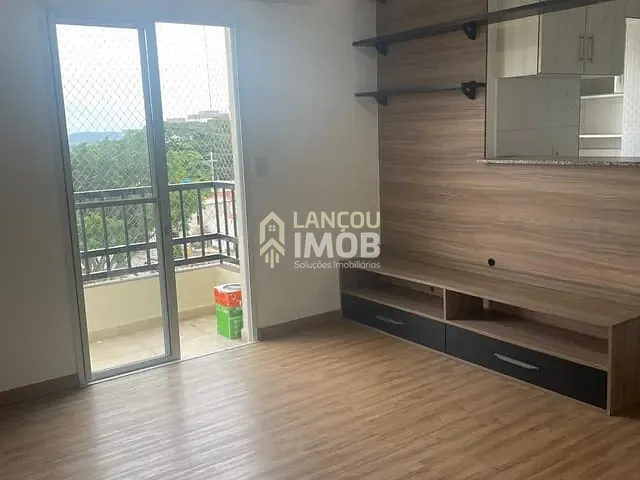 Apartamento 2 quartos e 1 banheiro, para alugar, no bairro Chácara Segre em Jundiaí
