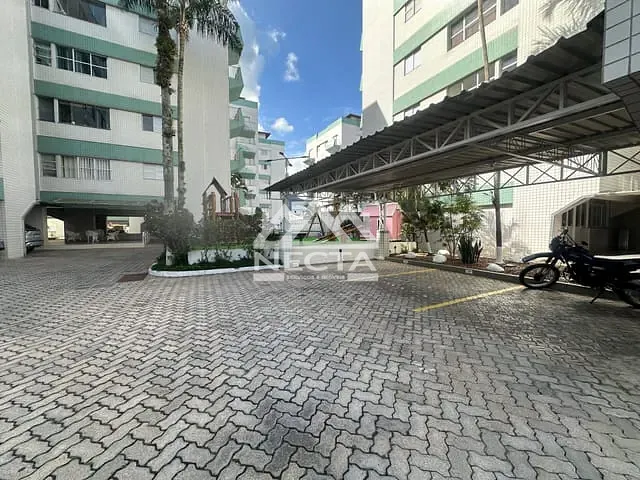 Cobertura / Penthouse com 140m² 4 quartos e 3 banheiros, à venda, no bairro Centro em Caraguatatuba