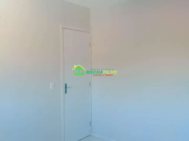 Apartamento com 70m² 3 quartos e 1 banheiro, para alugar, no bairro Vermelha em Teresina