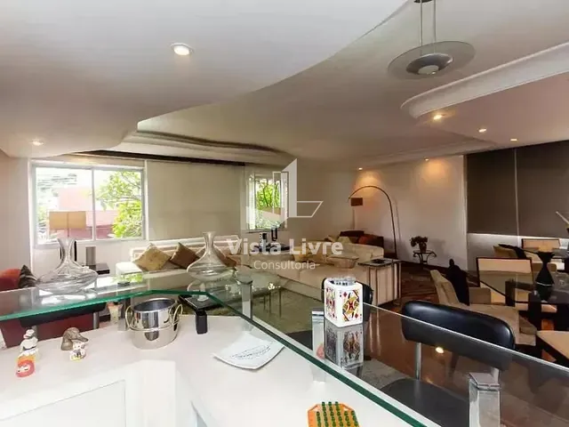 Apartamento com 180m² 3 quartos e 3 banheiros, à venda, no bairro Itaim Bibi em São Paulo
