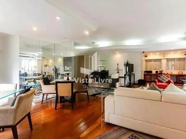 Apartamento com 180m² 3 quartos e 3 banheiros, à venda, no bairro Itaim Bibi em São Paulo