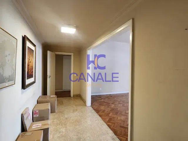 Apartamento com 280m² 4 quartos e 3 banheiros, à venda, no bairro Copacabana em Rio de Janeiro