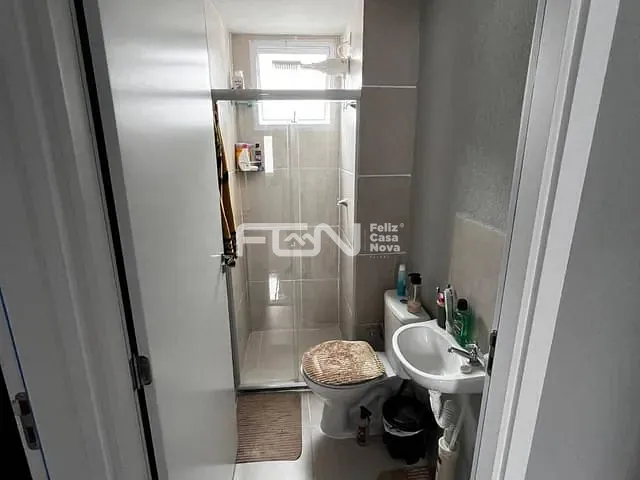 Apartamento 2 quartos e 1 banheiro, para alugar, no bairro Parque Nascente do Rio Capivara em Camaçari