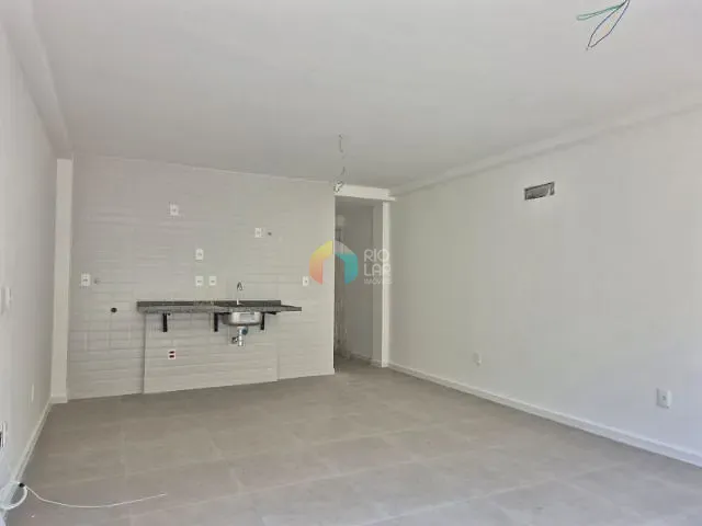 Apartamento com 34m² 1 quarto e 1 banheiro, à venda, no bairro Glória em Rio de Janeiro