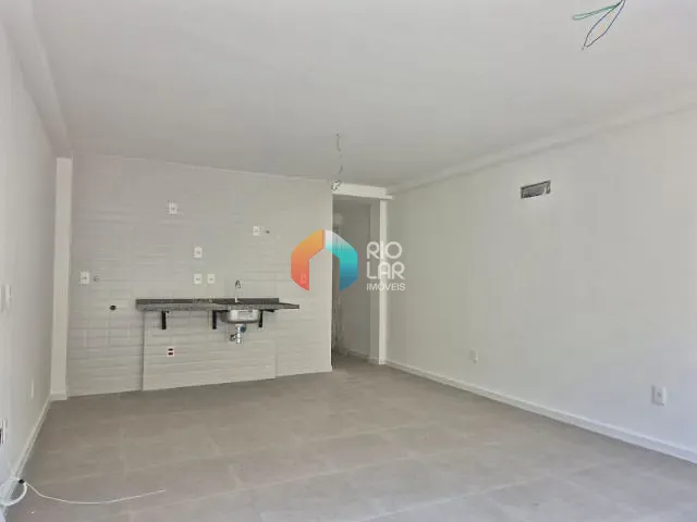 Apartamento com 34m² 1 quarto e 1 banheiro, à venda, no bairro Glória em Rio de Janeiro