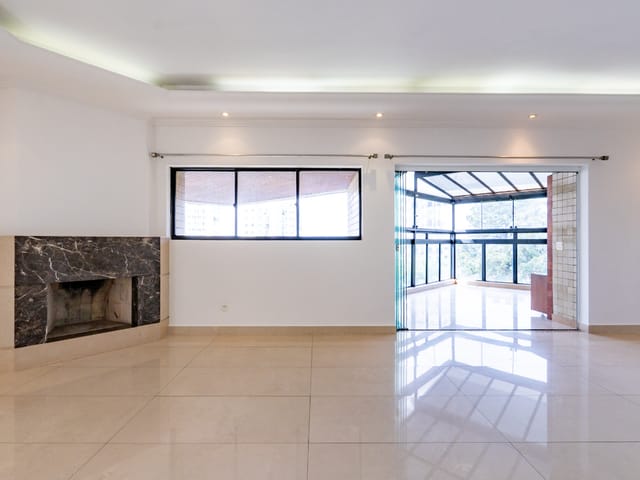 Apartamento com 272m² 4 quartos e 4 banheiros, à venda, no bairro Vila Suzana em São Paulo