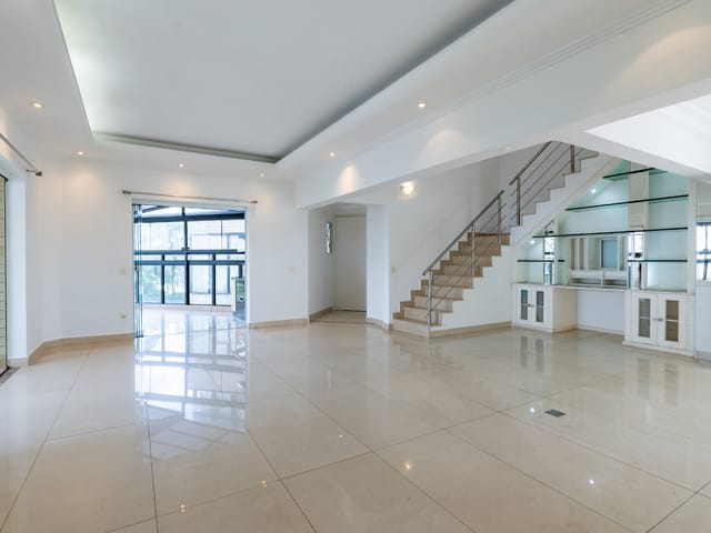 Apartamento com 272m² 4 quartos e 4 banheiros, à venda, no bairro Vila Suzana em São Paulo