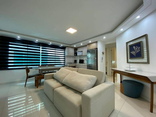 Apartamento com 72m² 2 quartos e 2 banheiros, à venda, no bairro Quatro Ilhas em Bombinhas