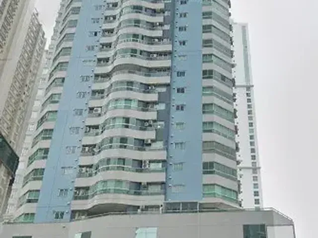 Apartamento com 167m² 3 quartos e 2 banheiros, à venda, no bairro Centro em Balneário Camboriú