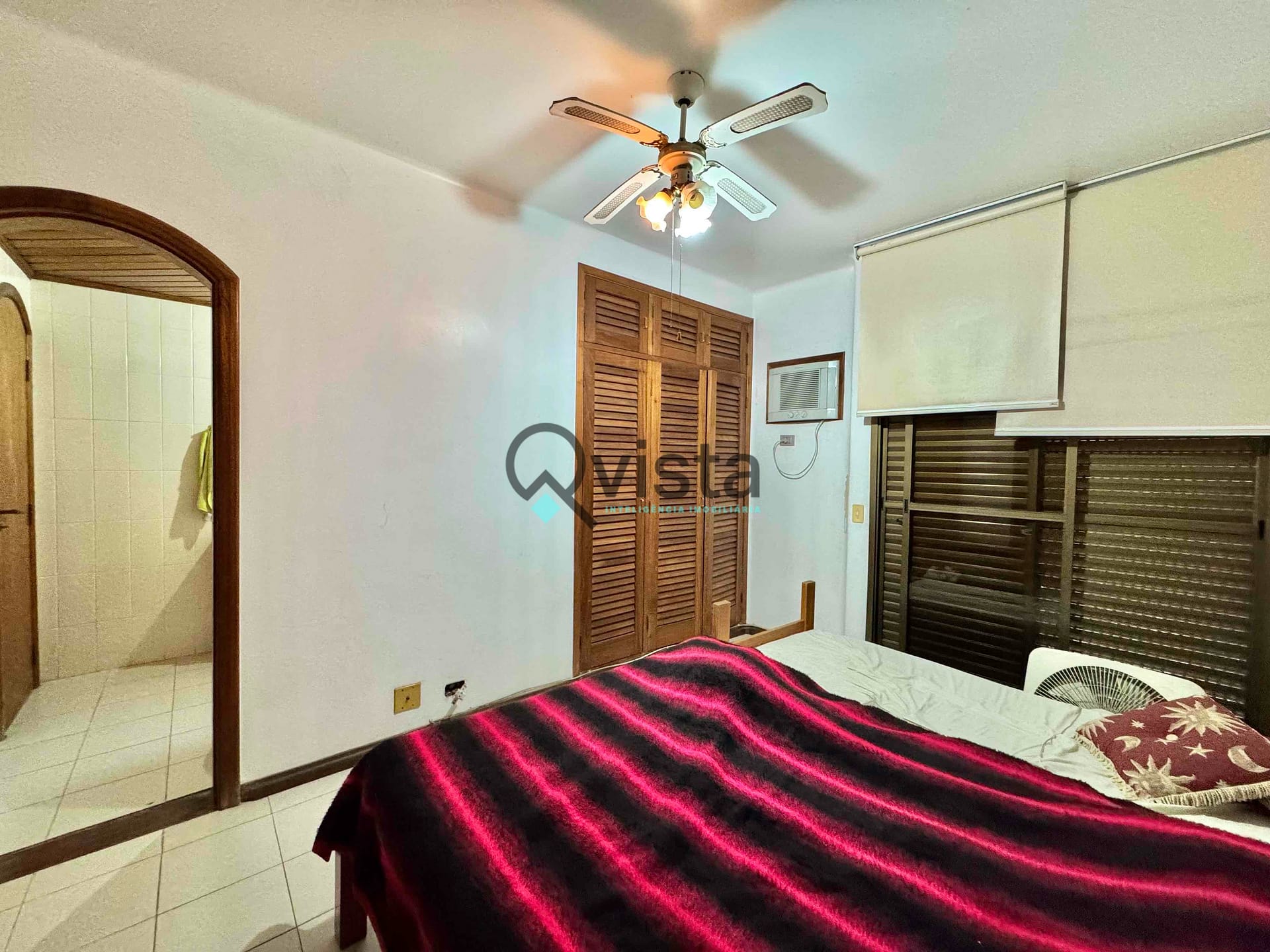 Apartamento à venda com 3 quartos, 184m² - Foto 11
