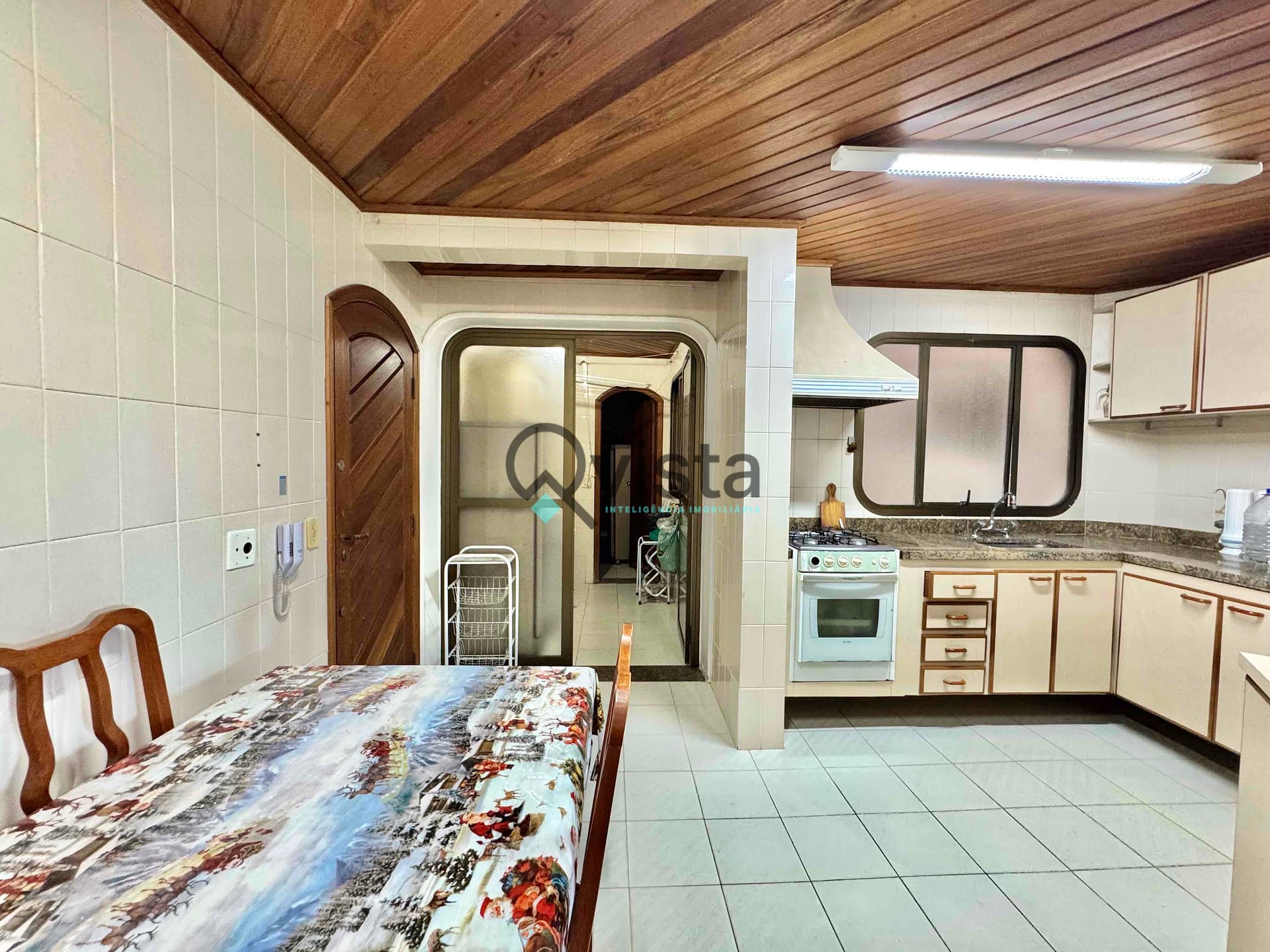 Apartamento à venda com 3 quartos, 184m² - Foto 22