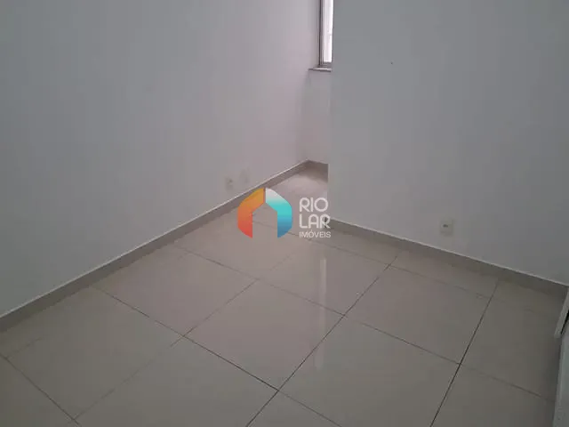 Apartamento com 70m² 2 quartos e 2 banheiros, à venda, no bairro Laranjeiras em Rio de Janeiro