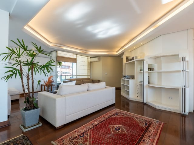 Apartamento com 292m² 4 quartos e 5 banheiros, à venda, no bairro Vila Suzana em São Paulo