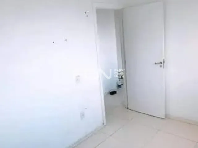Apartamento com 40m² 2 quartos e 1 banheiro, à venda ou para alugar, no bairro Industrial em Camaçari