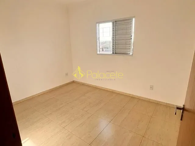 Apartamento com 55m² 2 quartos e 1 banheiro, à venda, no bairro Parque São Domingos em Pindamonhangaba
