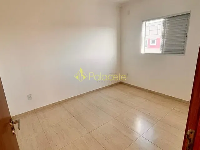 Apartamento com 55m² 2 quartos e 1 banheiro, à venda, no bairro Parque São Domingos em Pindamonhangaba