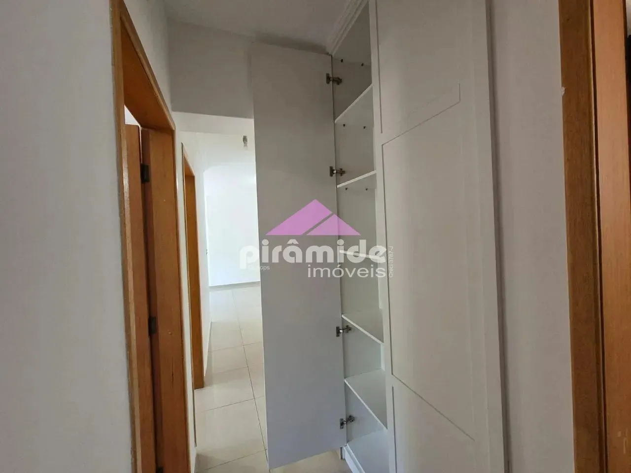 Apartamento, 3 quartos, 93 m² - Foto 2