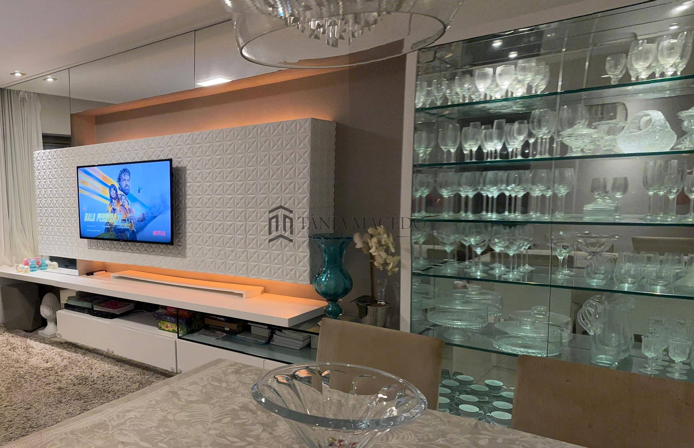 Apartamento à venda com 3 quartos, 80m² - Foto 2