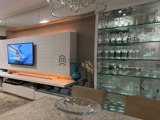 Apartamento 3 quartos e 3 banheiros, à venda, no bairro Tamarineira em Recife