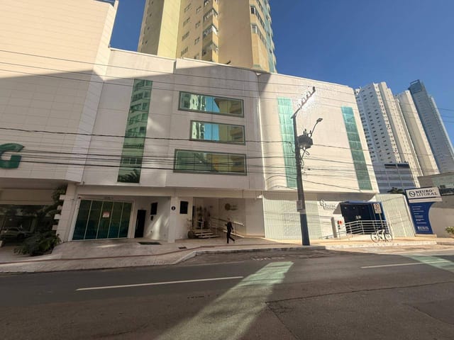 Apartamento com 142m² 3 quartos e 4 banheiros, à venda, no bairro Centro em Balneário Camboriú