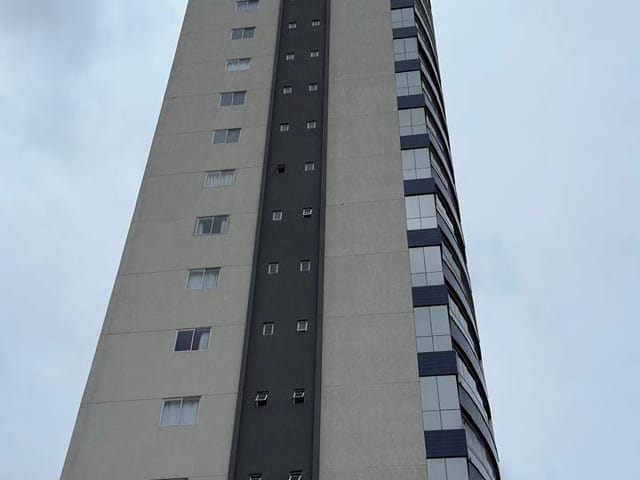 Apartamento com 125m² 3 quartos e 4 banheiros, à venda, no bairro Meia Praia em Itapema