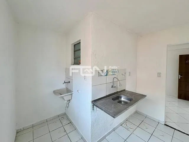Apartamento 2 quartos e 1 banheiro, para alugar, no bairro Ponto Certo em Camaçari