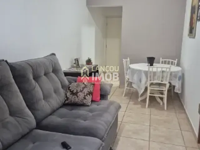 Apartamento 2 quartos e 1 banheiro, para alugar, no bairro Jardim Rosaura em Jundiaí
