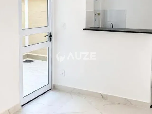 Apartamento com 38m² 2 quartos e 1 banheiro, à venda, no bairro santa cândida em Curitiba