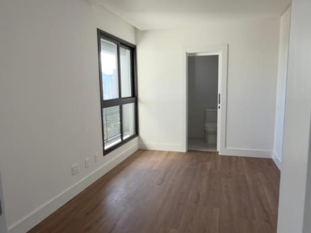 Apartamento com 289m² 3 quartos e 4 banheiros, à venda, no bairro Meia Praia em Itapema