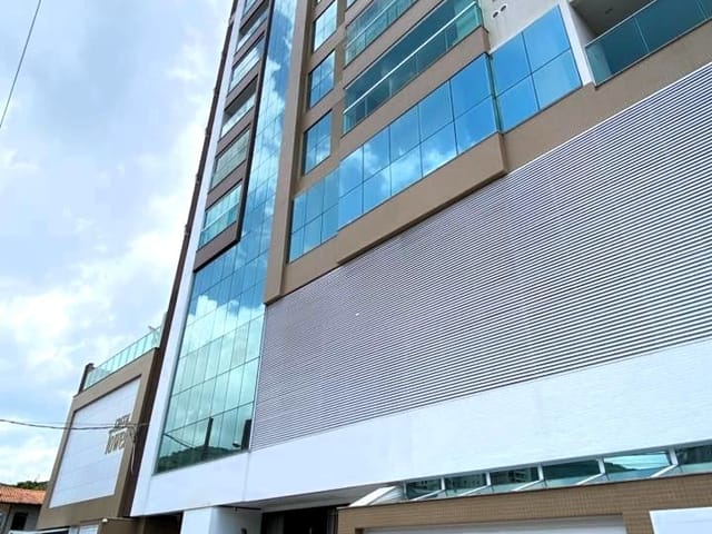 Apartamento com 133m² 2 quartos e 3 banheiros, à venda, no bairro Centro em Itapema